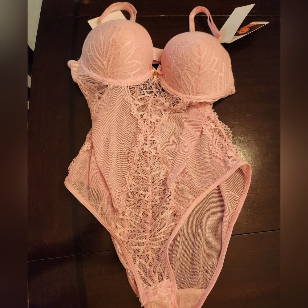 Lace teddy - Picture 2 of 3